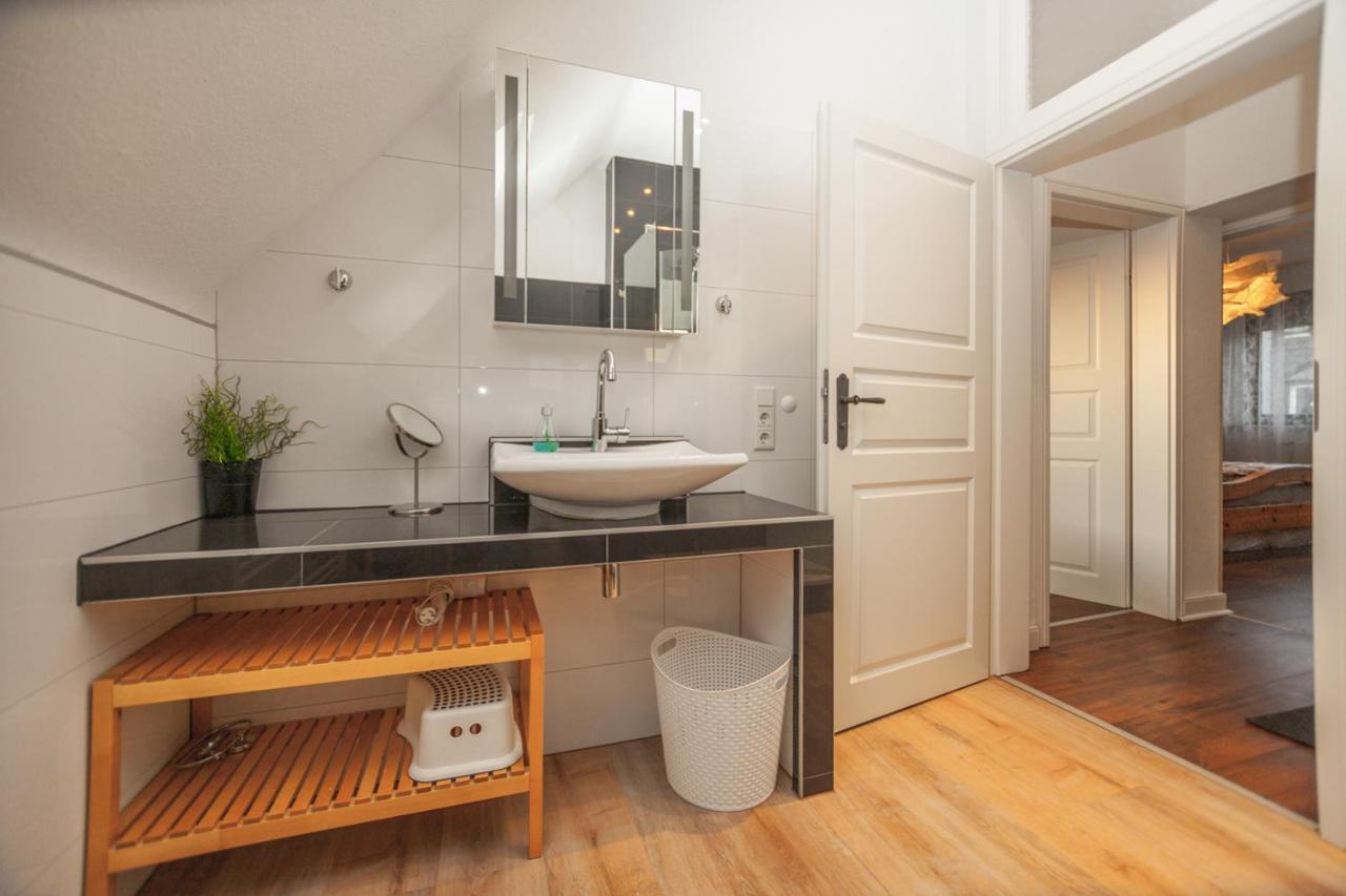 Apartmenthaus Lorbach Solingen Bagian luar foto