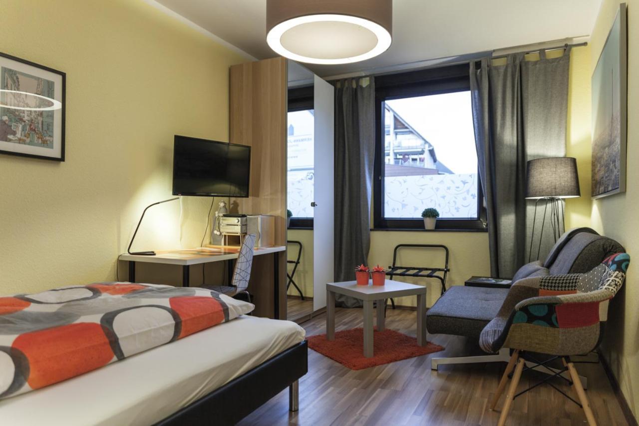 Apartmenthaus Lorbach Solingen Bagian luar foto