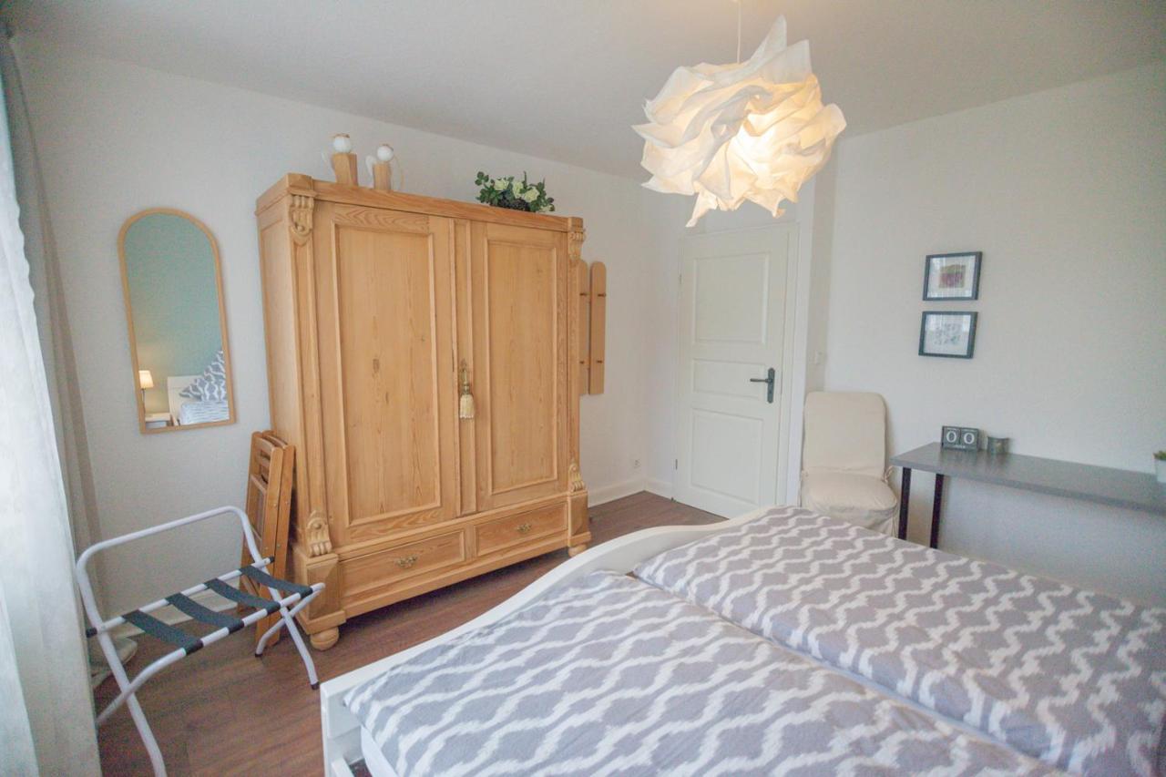 Apartmenthaus Lorbach Solingen Bagian luar foto