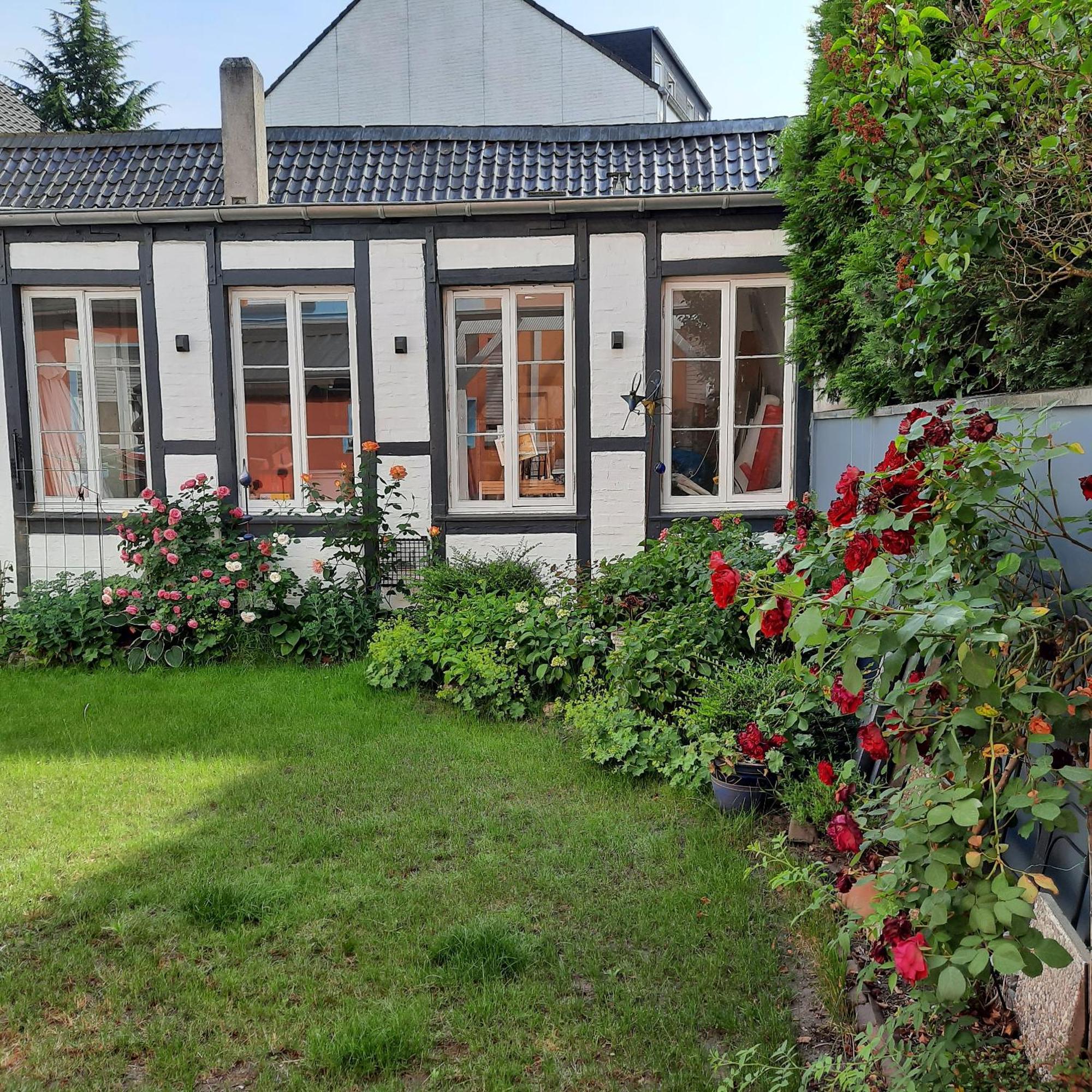 Apartmenthaus Lorbach Solingen Bagian luar foto