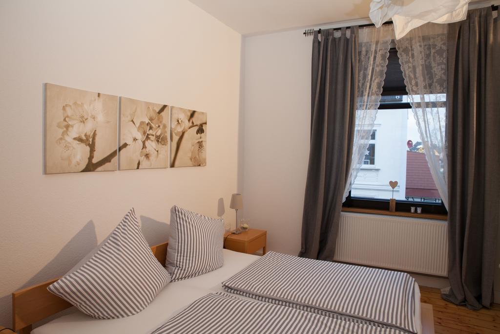 Apartmenthaus Lorbach Solingen Bagian luar foto